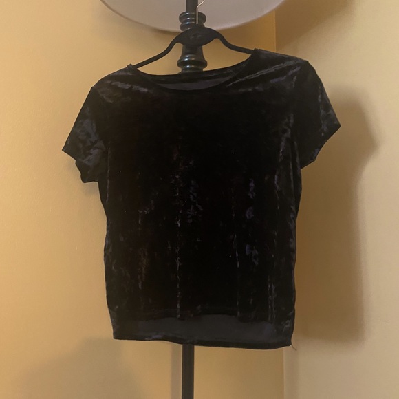 Aeropostale Crushed Velvet Crop - Picture 2 of 3